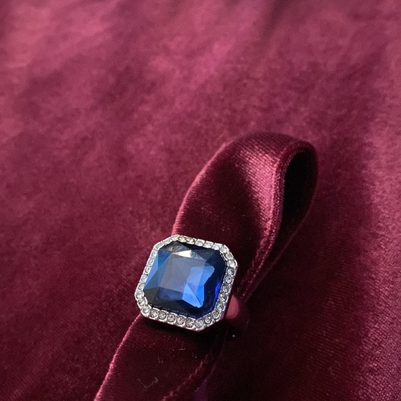 Statement ring - Picture 3 of 11